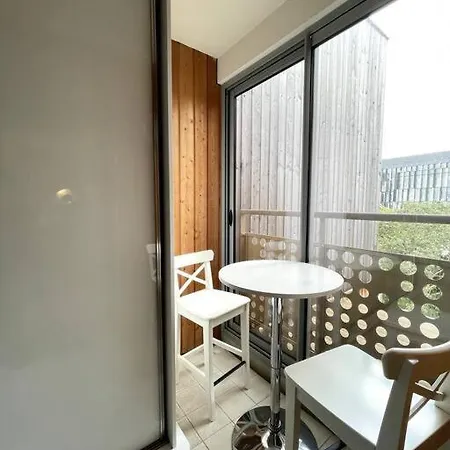 Apartment Agreable Chambre Avec Terrasse *